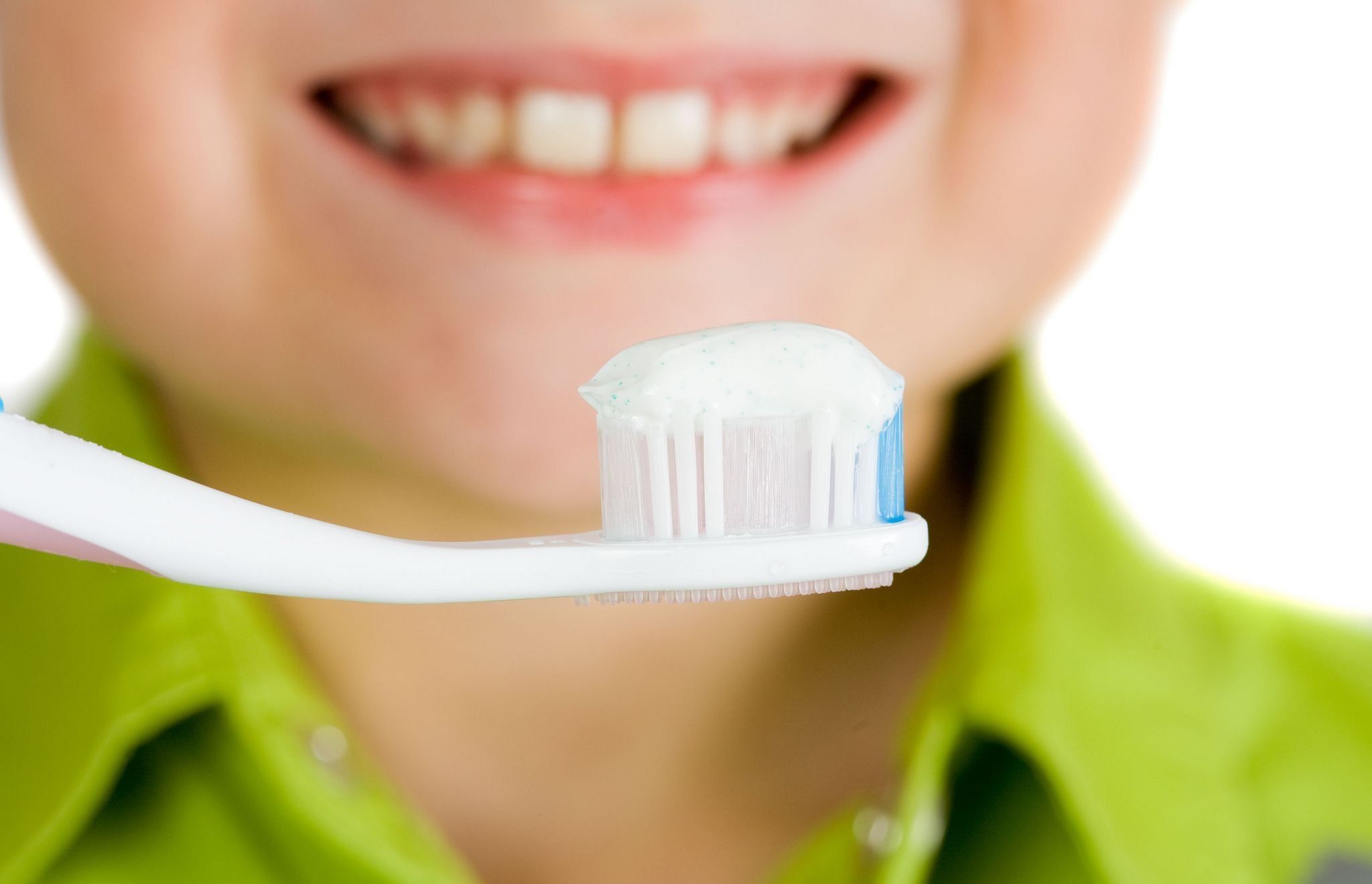 Rangering av de beste tannkremer for barn i 2020
