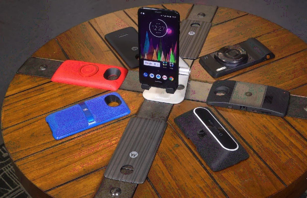 Motorola Moto Z3 og Z3 Play smarttelefon - fordeler og ulemper