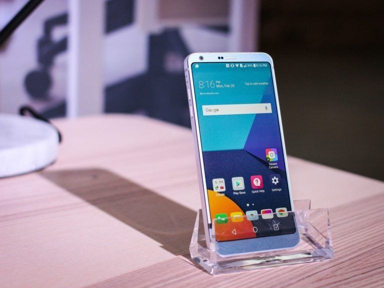 LG Q9 smarttelefon: fordeler og ulemper