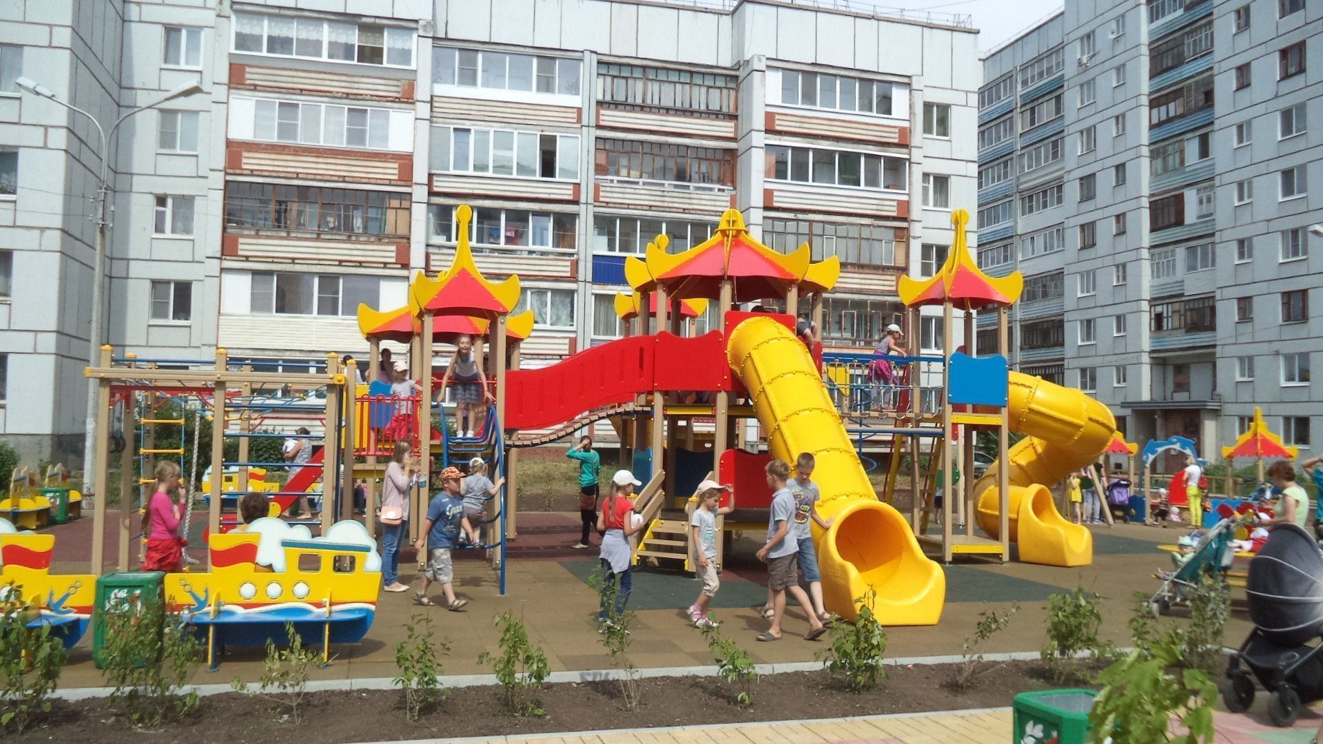 De beste lekeplassene i St. Petersburg i 2020