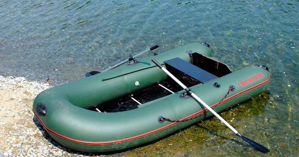 Hvilken PVC-båt er bedre - med oppblåsbar bunn eller med gulvbrett