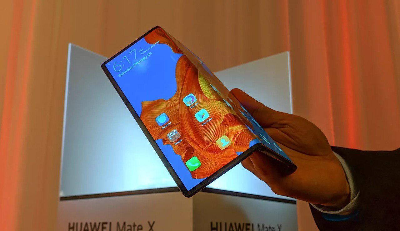 Sammenleggbar smarttelefon Huawei Mate X - fordeler og ulemper