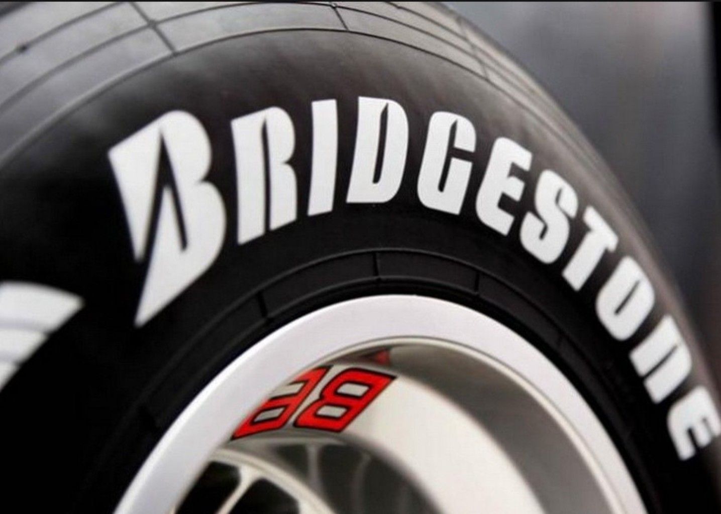 Gjennomgang av de beste Bridgestone-dekkene i 2020