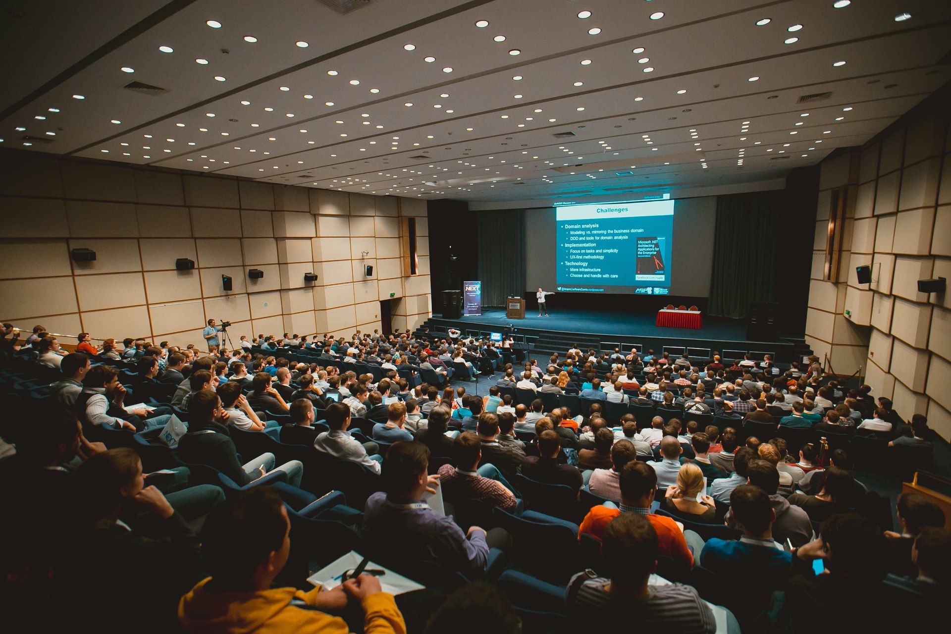 Rangering av de beste konferanserommene i Moskva i 2020