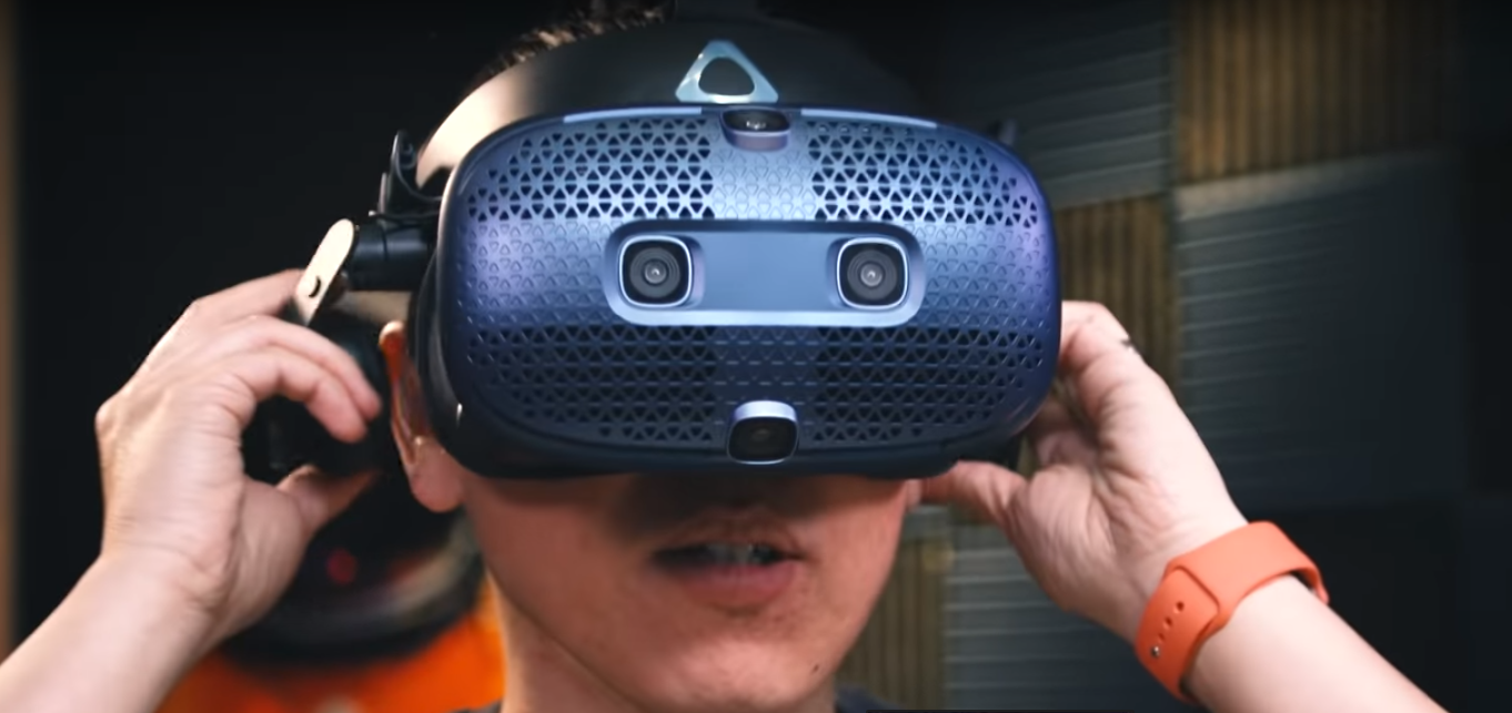 Gjennomgang av virtual reality-briller HTC Vive Cosmos praktisk