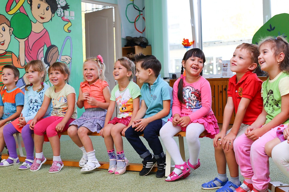 Rangering av de beste barnehagene i Nizjnij Novgorod i 2020