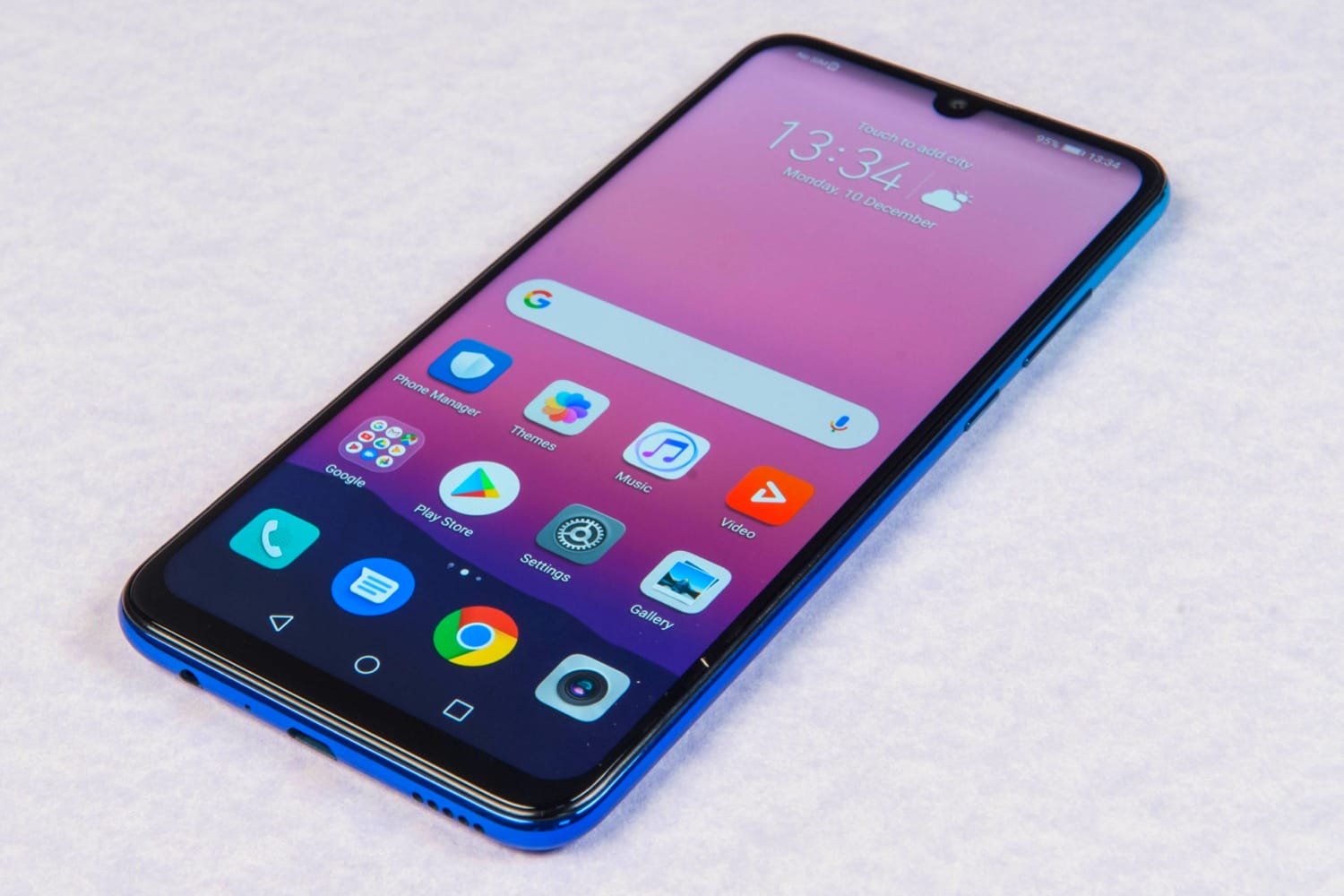 Oversikt over hovedegenskapene til smarttelefonen Huawei P smart 2020