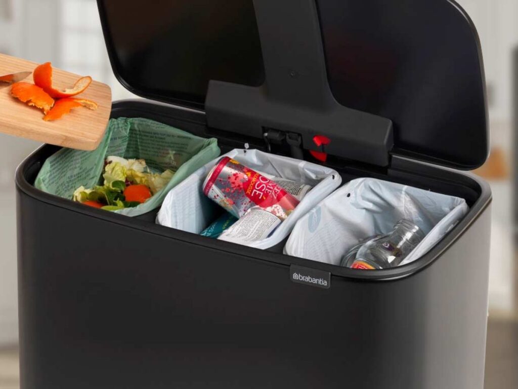 Rating of the best trash cans for home in 2020